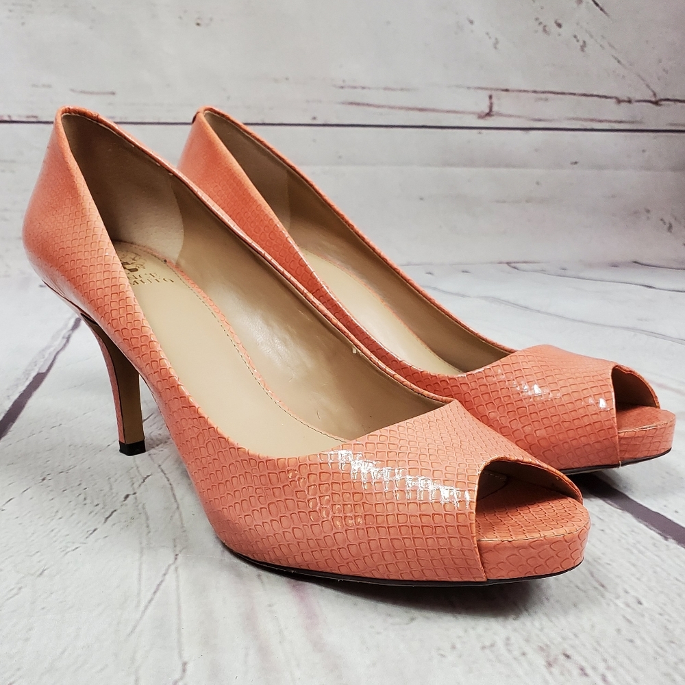 🍭 Vince Camuto Heels in pink